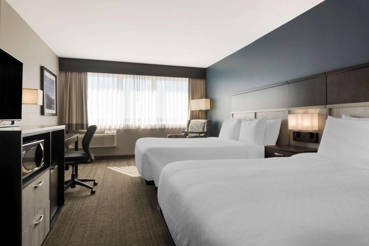 Queen Room with Two Queen Beds,1344618155:JPEG