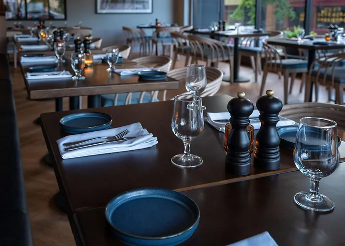 The Hollis Halifax - A Doubletree Suites By Hilton